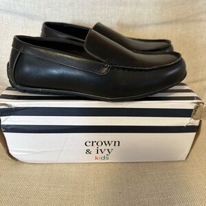 Crown & Ivy Kids Black Loafers